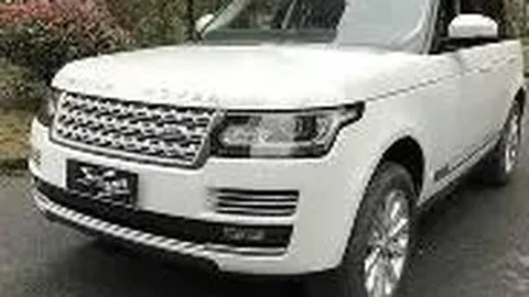 库明加重返赛场却遭遇意外，受伤退场引发热议