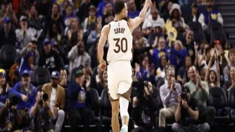 豪华辽足铁人军团全力加速冲刺，三叉戟升级为四大天王冲刺冲超之路